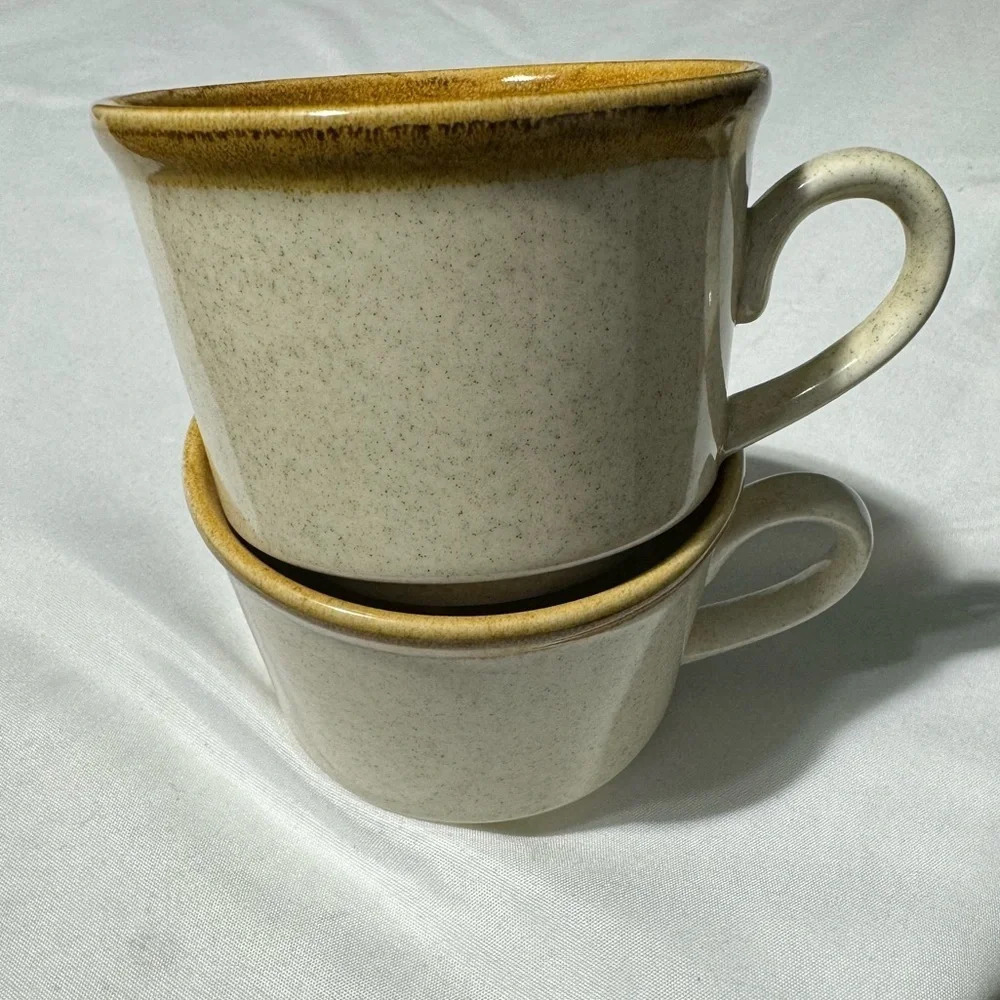 Set of 2 Vintage Mikasa Stone Manor F5800 Coffee Mugs Japan Tan with Brown Rim
